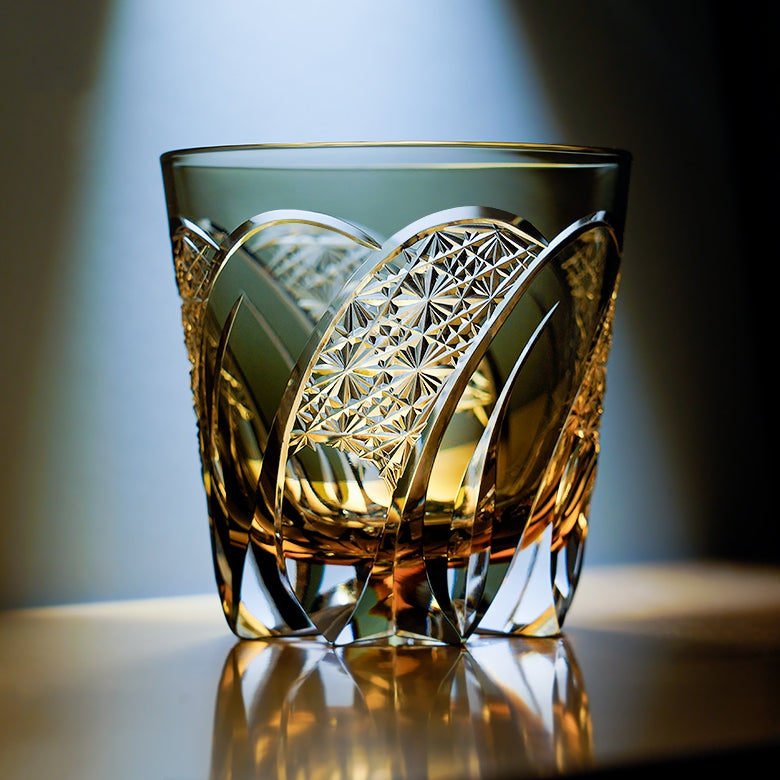Handcrafted Whisky Glass Kiriko Shadow Luminary Cut Crystal Tumbler