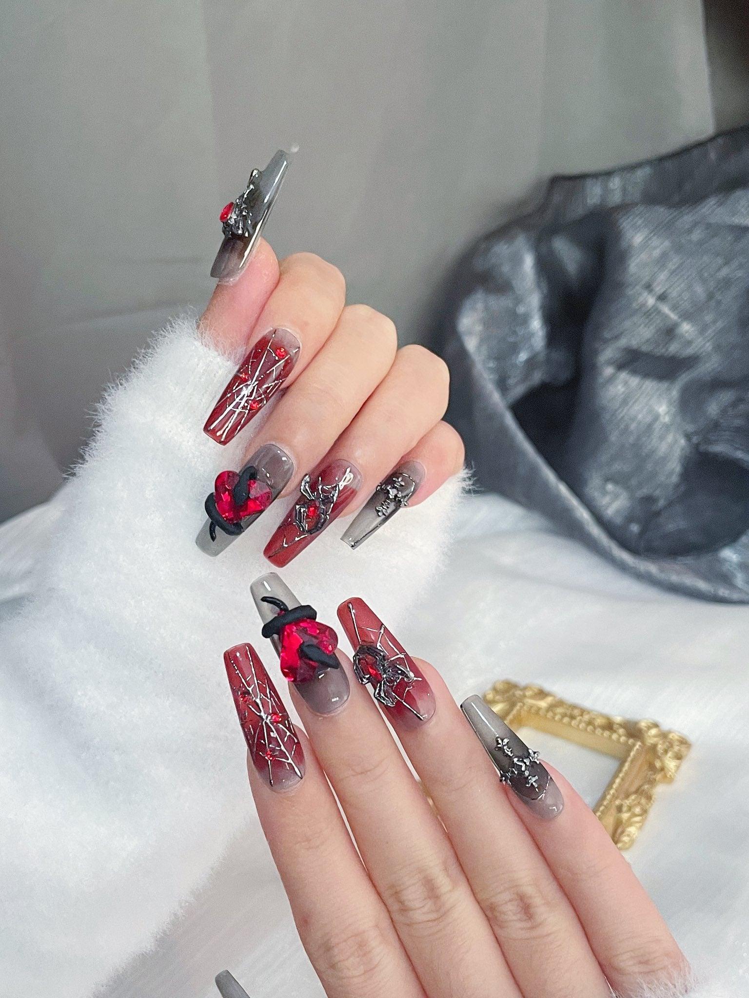 3251 Noble Nightshade