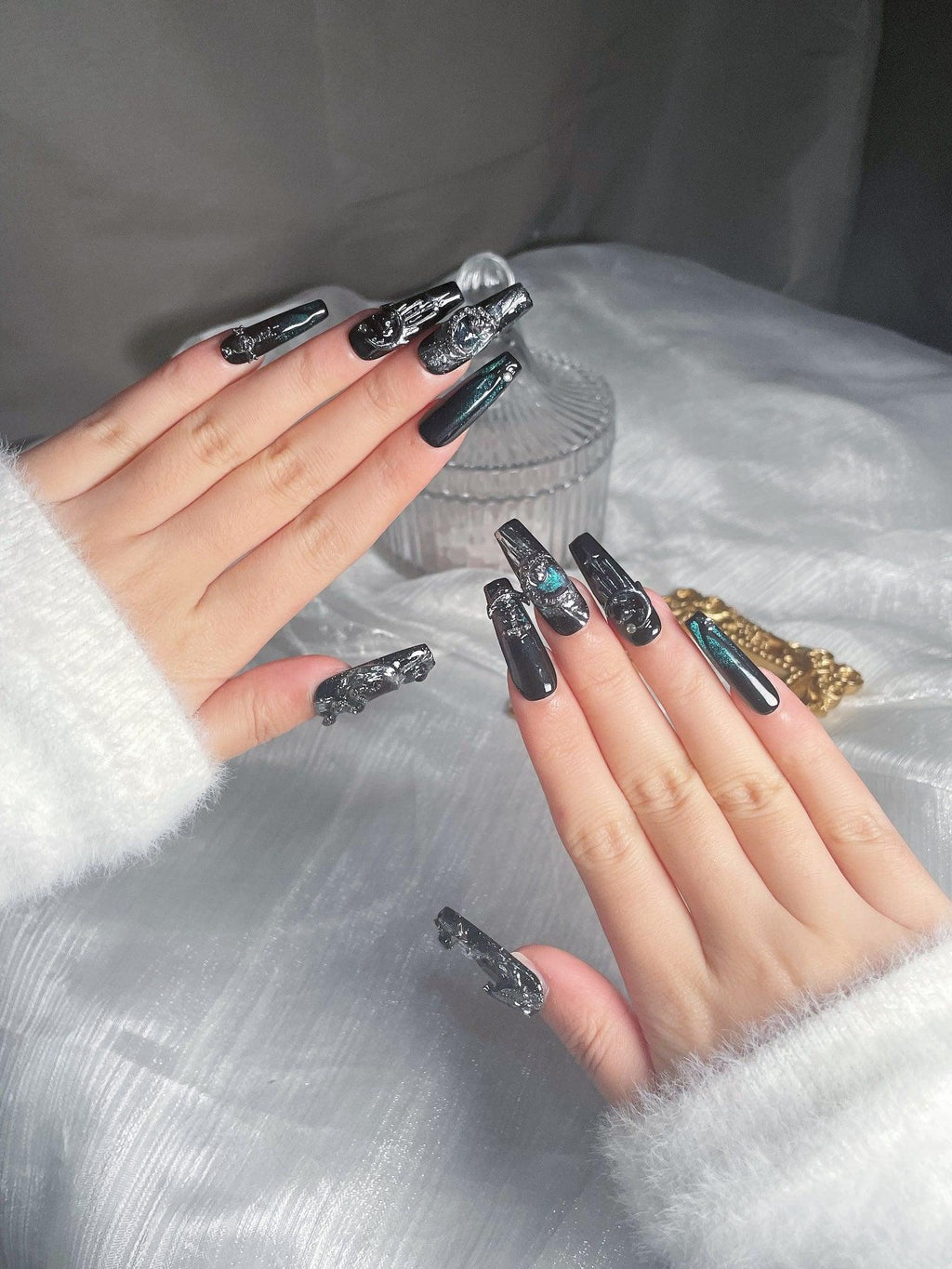 3247 Enchanted Ebony